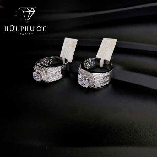 VÀNG TRẮNG BẾN TRE VÀ LỰA CHỌN THÔNG MINH: SO SÁNH GIÁ VÀNG TRẮNG GIỮA TIỆM VÀNG HỮU PHƯỚC VÀ TIỆM VÀNG BẾN TRE